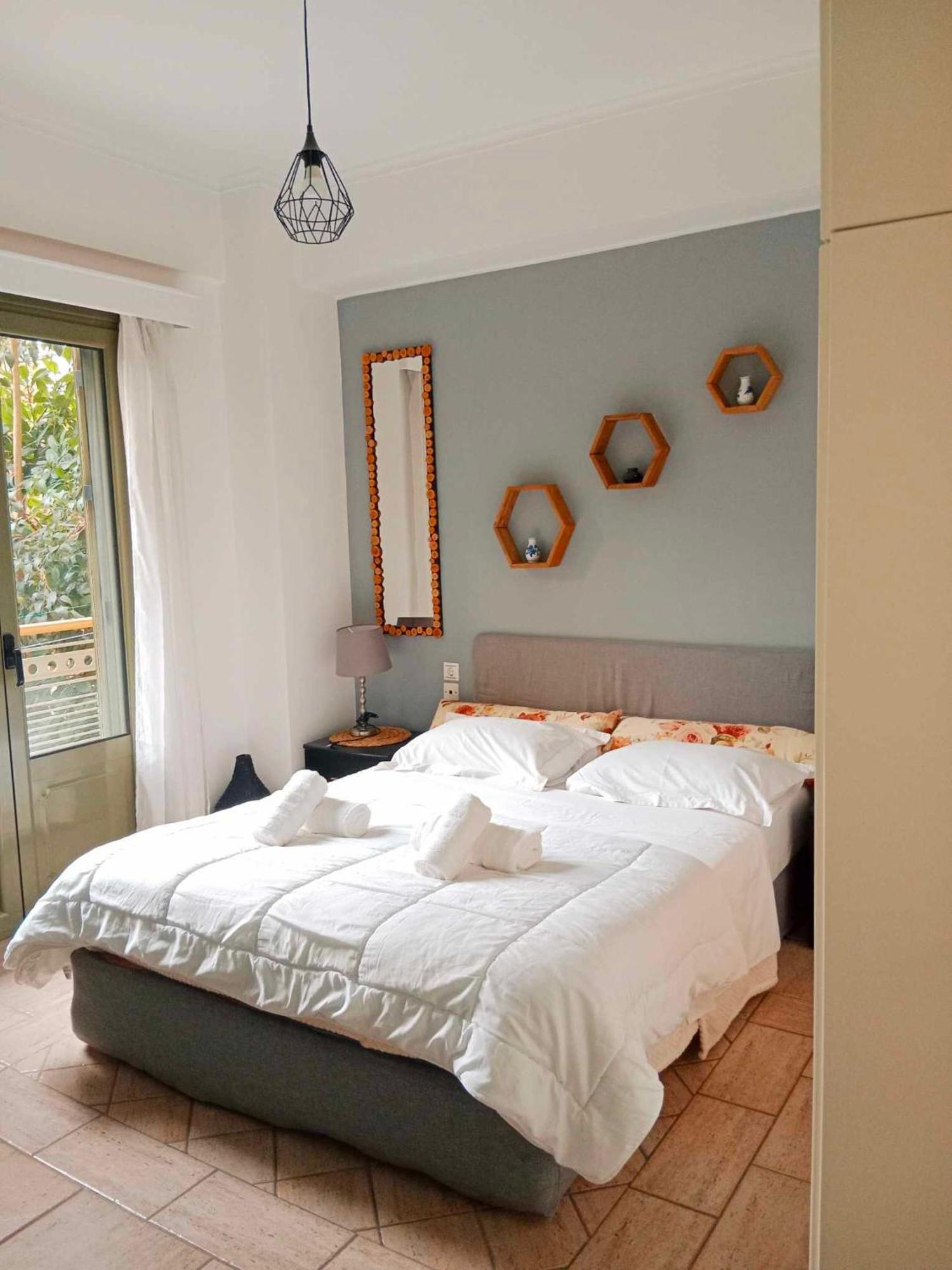 Lazarus 2Bd Apartment In The Center Pátra Eksteriør bilde